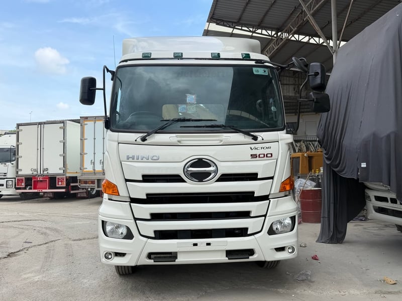 หัวลาก HINO FM2P 380 แรงม้า ปี2565 เก็บงานยางใหม่พร้อมใช้งาน