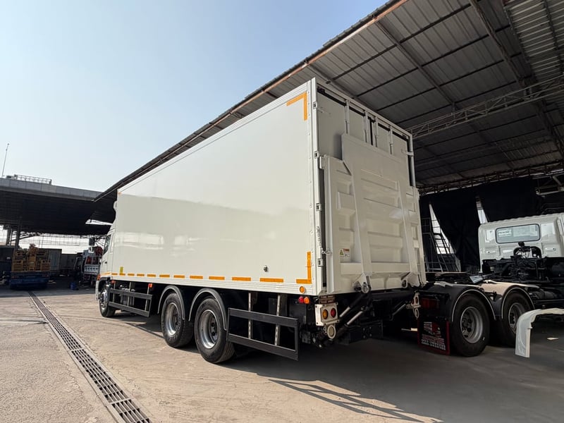 10ล้อ HINO Victor 260แรงม้า ปี2560 มีลิฟท์ท้าย 