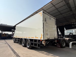 10ล้อ HINO Victor 260แรงม้า ปี2560 มีลิฟท์ท้าย 