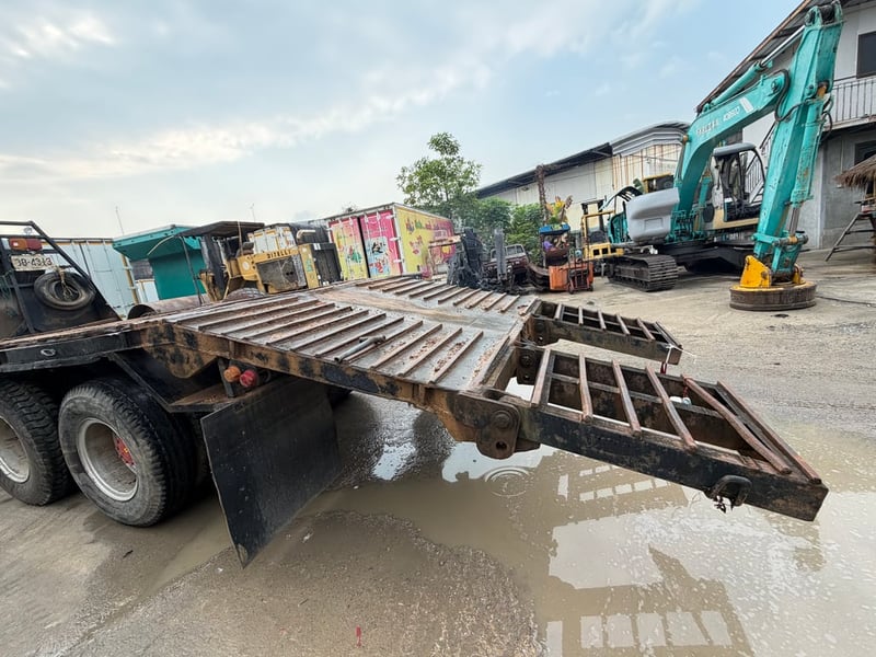 10ล้อท้ายลาด ISUZU FXZ 240แรงม้า พร้อมใช้งาน