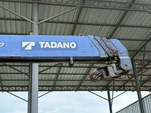 6ล้อHINO FG 212แรง ปี56 ติดเครนทานาโน่5ตัน4ปลอก พร้อมใช้