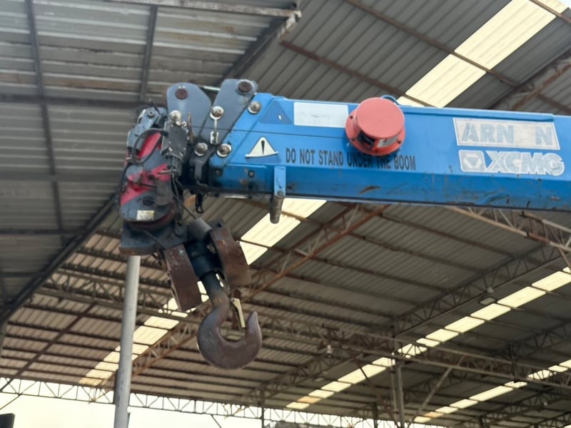 10ล้อติดเครน ISUZU FVZ เครน5.5ตัน4ปลอก พร้อมใช้งาน