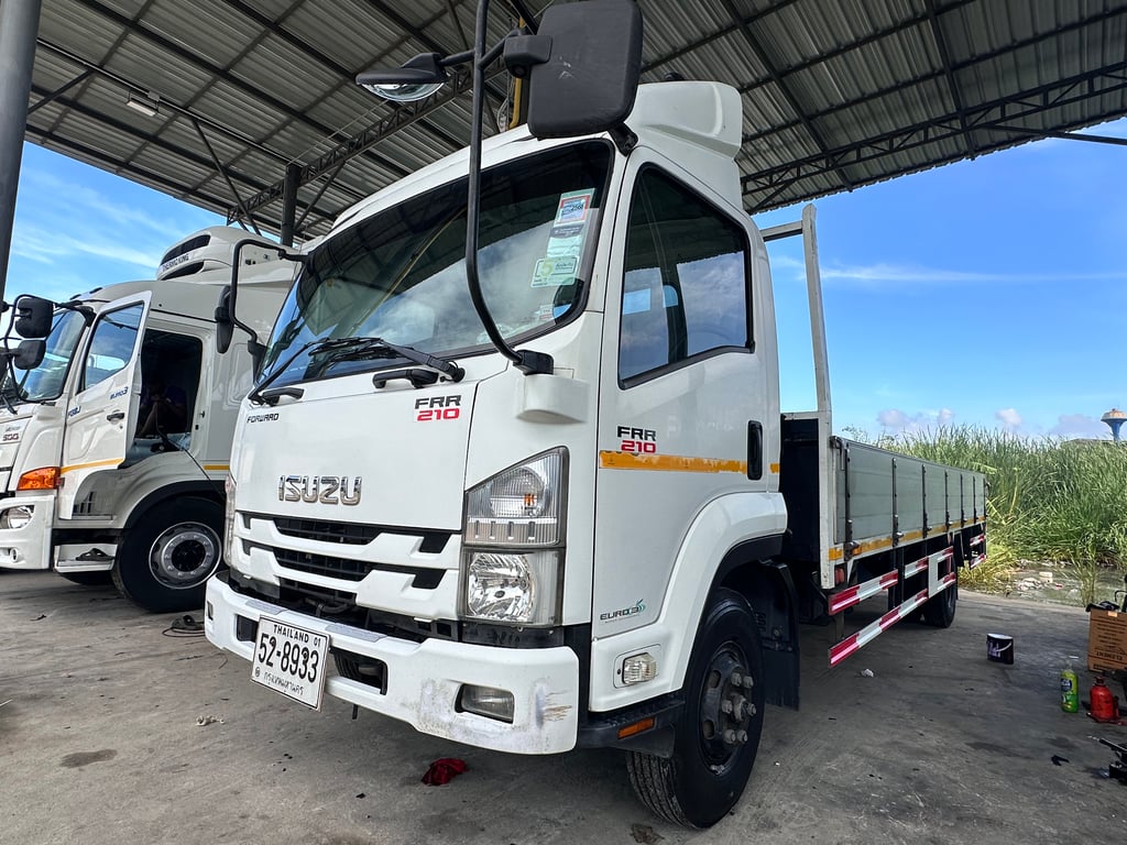 6ล้อกระบะ ISUZU FRR 210แรงปี2562 ยาว6.5เมตร 6ล้อกระบะ ISUZU FRR 210แรงปี2562 ยาว6.5เมตร