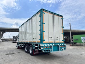 10ล้อhino FL 260แรงม้า ปี2560 ตู้ต่อใหม่ 7.7เมตร 