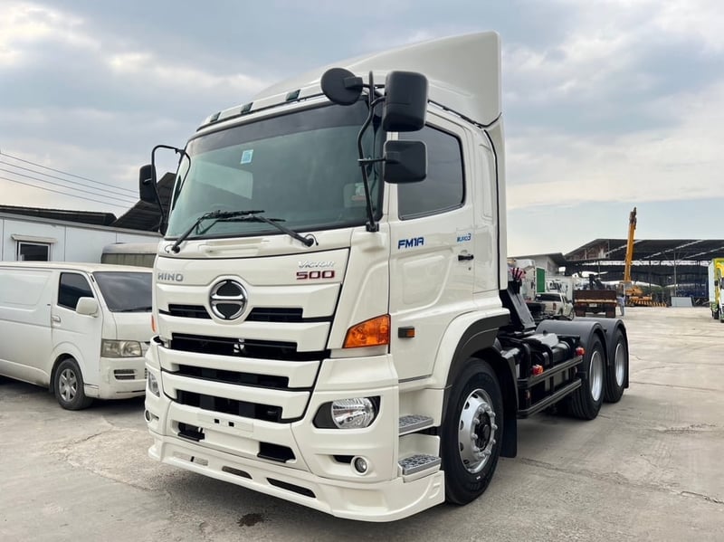 หัวลากHINO VICTOR 344แรงม้า ปี63 ไมล์26x,xxx ยางใหม่พร้อมใช้