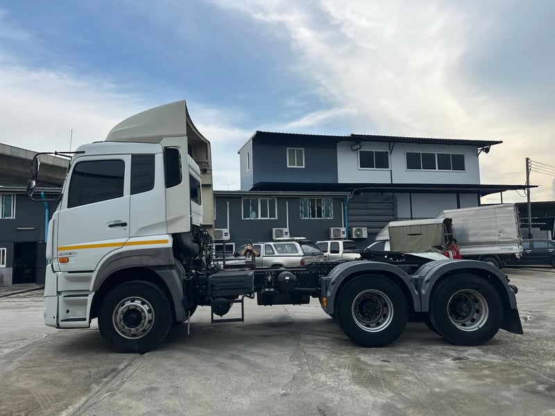 หัวลากNISSAN UD 350 แรงม้า ปี 2563