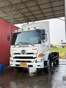 HINO FG 260แรงม้า รถบรรทุก 6ล้อ หัวลาก เฉพาะหัว ปี2565