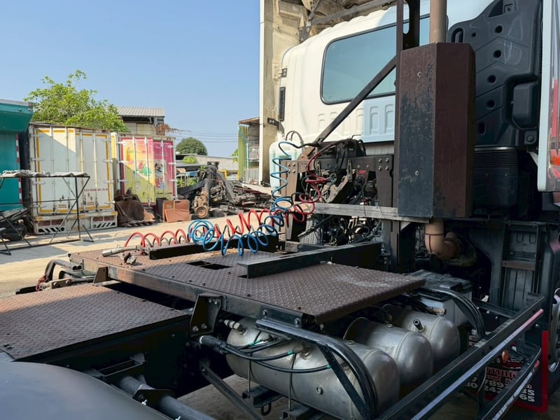 10ล้อหัวลาก ISUZU GXZ 360แรงม้า รถบรรทุก เฉพาะหัว ปี2063 เลขไมล์ 280,000 กม.