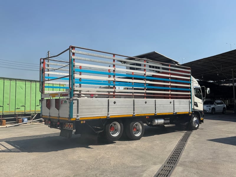 รถ10ล้อคอกสูง Hino FC 175แรงม้า  ถุงลม เพลาเดียว 