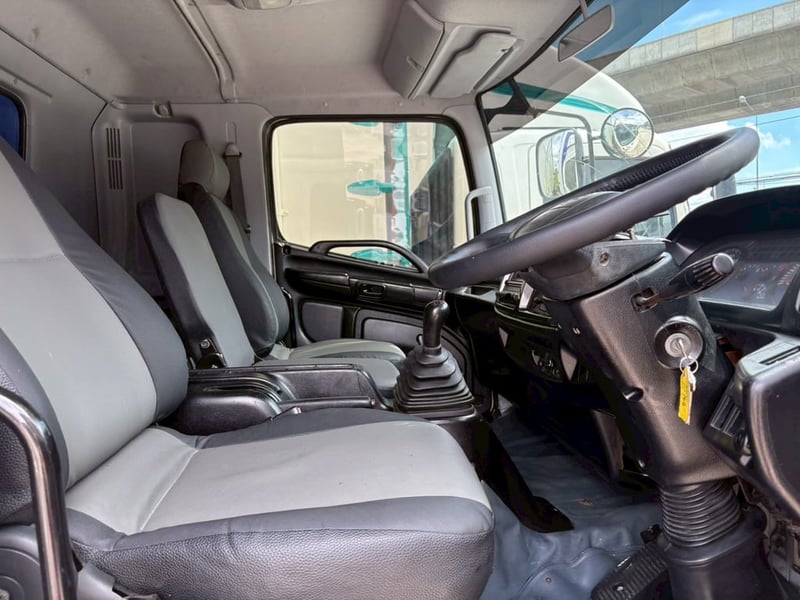 10ล้อHINO FL 212แรงม้า ตู้10บานยาว7.6เมตร ปี2553 