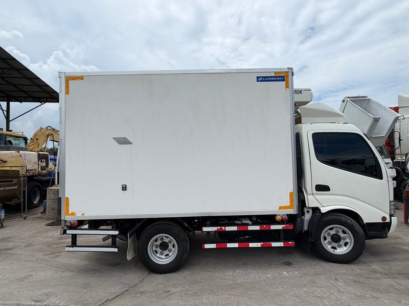 4ล้อจัมโบ้ไม่ติดเวลา HINO XZU 136แรง ปี2567 ตู้เย็นพร้อมใช้งาน