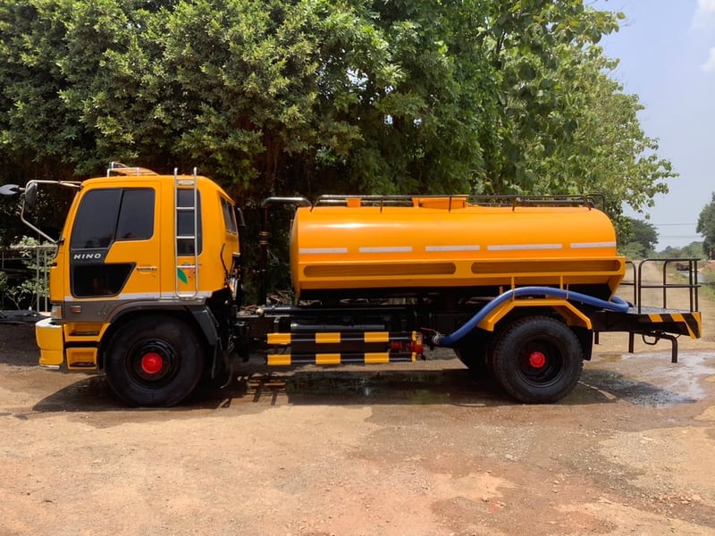 HINO Ff3h 195แรงม้า รถบรรทุก 6ล้อ บรรทุกน้ำ ปี1995