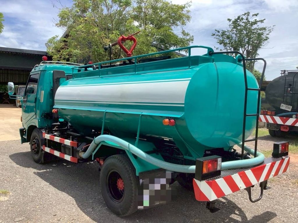 HINO Super 120แรงม้า รถบรรทุก 6ล้อ บรรทุกน้ำ