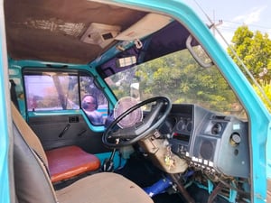 TOYOTA ไดน่า 110แรงม้า รถบรรทุก 6ล้อ สองแถว ปี1997