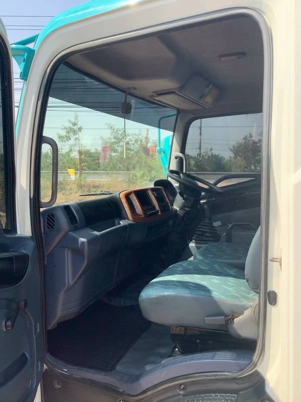 HINO Fc4j 150แรงม้า รถบรรทุก 6ล้อ บรรทุกน้ำ ปี2006 HINO Fc4j 150แรงม้า รถบรรทุก 6ล้อ บรรทุกน้ำ ปี2006