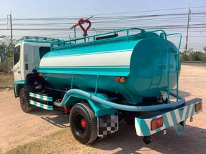 HINO Fc4j 150แรงม้า รถบรรทุก 6ล้อ บรรทุกน้ำ ปี2006