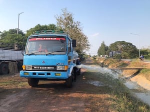 MITSUBISHI FUSO เอฟเค 458 รถบรรทุก 6ล้อ บรรทุกน้ำ ปี2006 MITSUBISHI FUSO เอฟเค 458 รถบรรทุก 6ล้อ บรรทุกน้ำ ปี2006