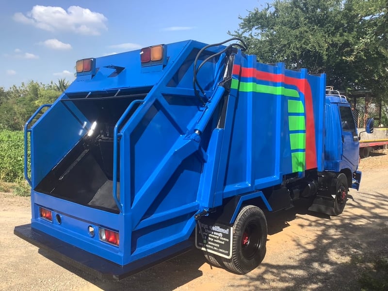 HINO Fc 120แรงม้า รถบรรทุก 6ล้อ บรรทุกขยะ ปี1996 HINO Fc 120แรงม้า รถบรรทุก 6ล้อ บรรทุกขยะ ปี1996