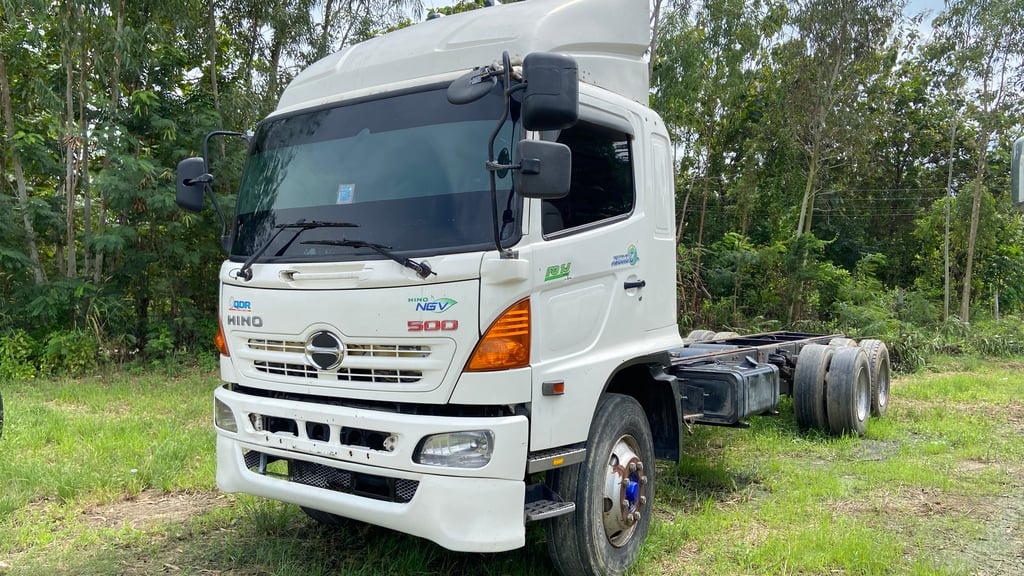 สิบล้อHINI FG1J สิบล้อเพลาเดียว เครื่องJO8C ยาว 7.50m