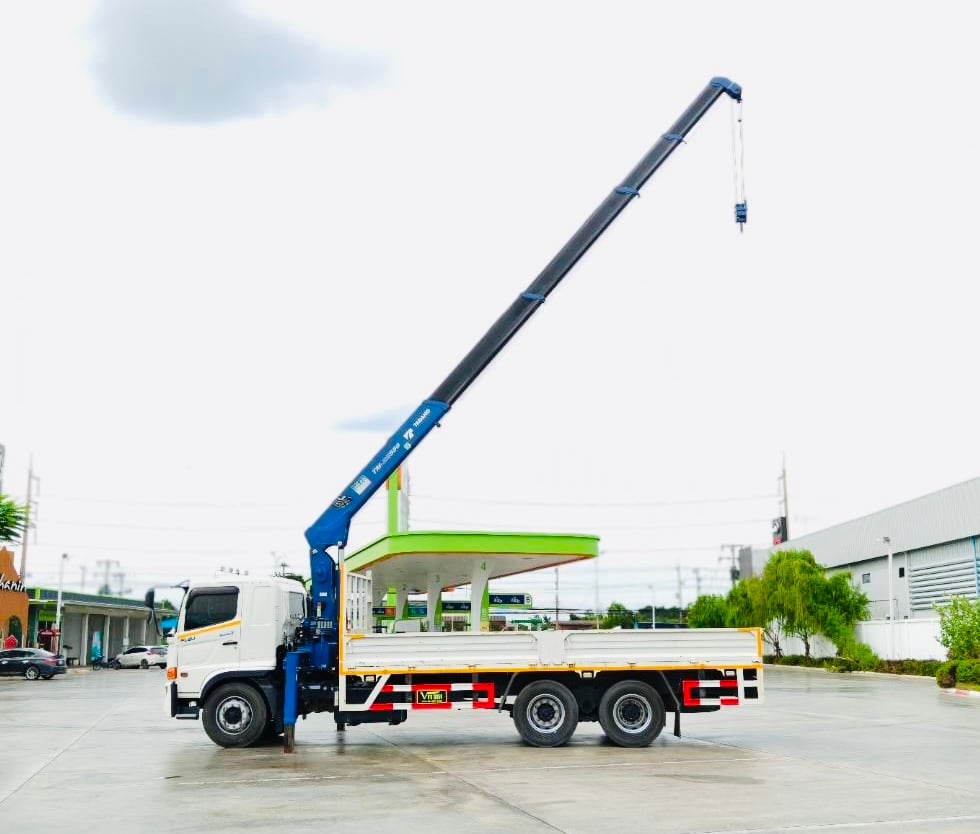HINO. FL8J 260 ไมล์ 3 หมื่น ปี2567 ติดเครน TADANO ZE555 พร้อมรีโมท ❗️ ขนาด 5 ตัน 5 ปลอก กะบะ 6.50 เมตร ❤️ ราคา 2,650,000 บาท