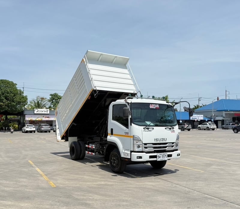  FRR 210 ดั้มสามมิตรขนาด 5 คิว สูง 5 ไม้  ยาว 4 เมตร เลขไมล์ 5,587 กิโลเมตร จดทะเบียนปี2566 ราคา 1,250,000 บาท