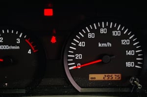 ISUZU FRR 190 เเรง  เลขไมล์ 29,575  กิโลเมตร กะบะเหล็กพร้อมคอก 5.60 เมตร  จดทะเบียนปี2561  ราคา 899,000 บาท 