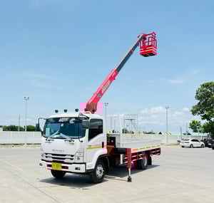 NEW FRR 210 ติดเครนเก่าญี่ปุ่นUNIC ขนาด 3 ตัน 4 ปลอก กะบะต่อใหม่ กว้างใน 2.30 ยาวใน 5.00 เมตร  จดทะเบียนปี 2565 ราคา 1,290,000 บาท