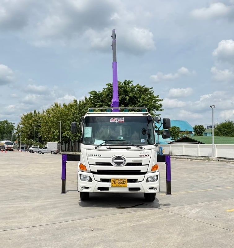 HINO FG8J 240 ติดเครนTADANO ขนาด 5 ตัน 3 ปลอก  กะบะ6.90 เมตร จดทะเบียนปี 2566 ราคา 1,890,000 บาท