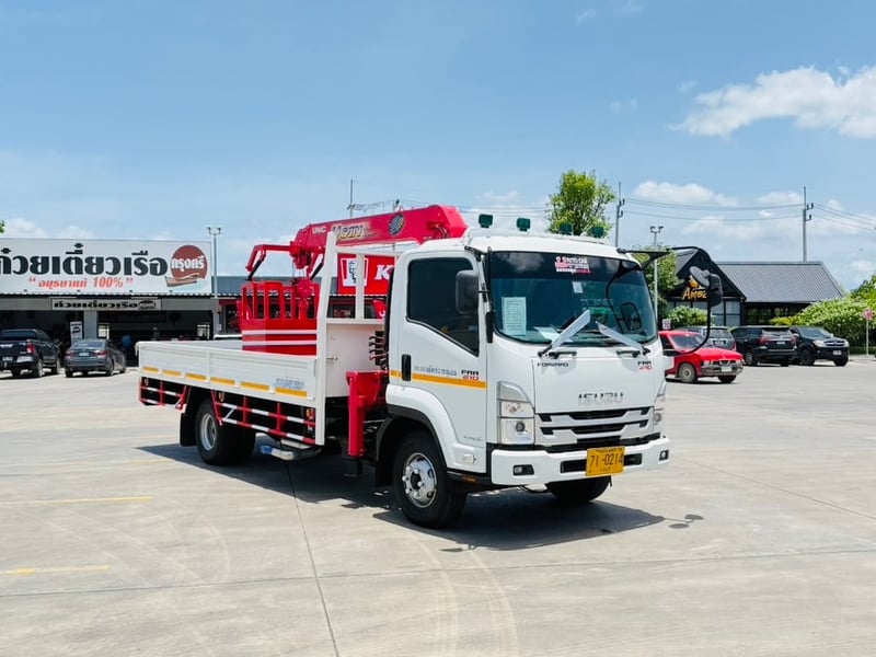 NEW FRR 210 ติดเครนเก่าญี่ปุ่นUNIC ขนาด 3 ตัน 4 ปลอก กะบะต่อใหม่ กว้างใน 2.30 ยาวใน 5.00 เมตร  จดทะเบียนปี 2565 ราคา 1,290,000 บาท
