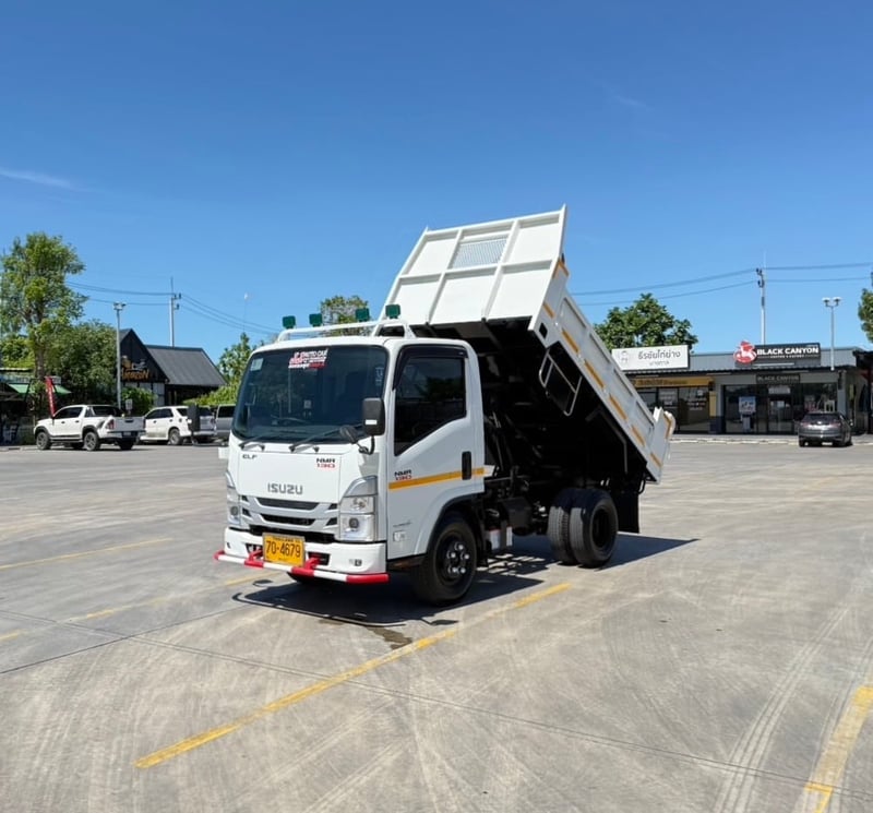 ISUZU  NMR130 130แรงม้า รถบรรทุก 6ล้อ ดั้มพ์ ปี2024 เลขไมล์น้อยกว่า 50,000 กม.