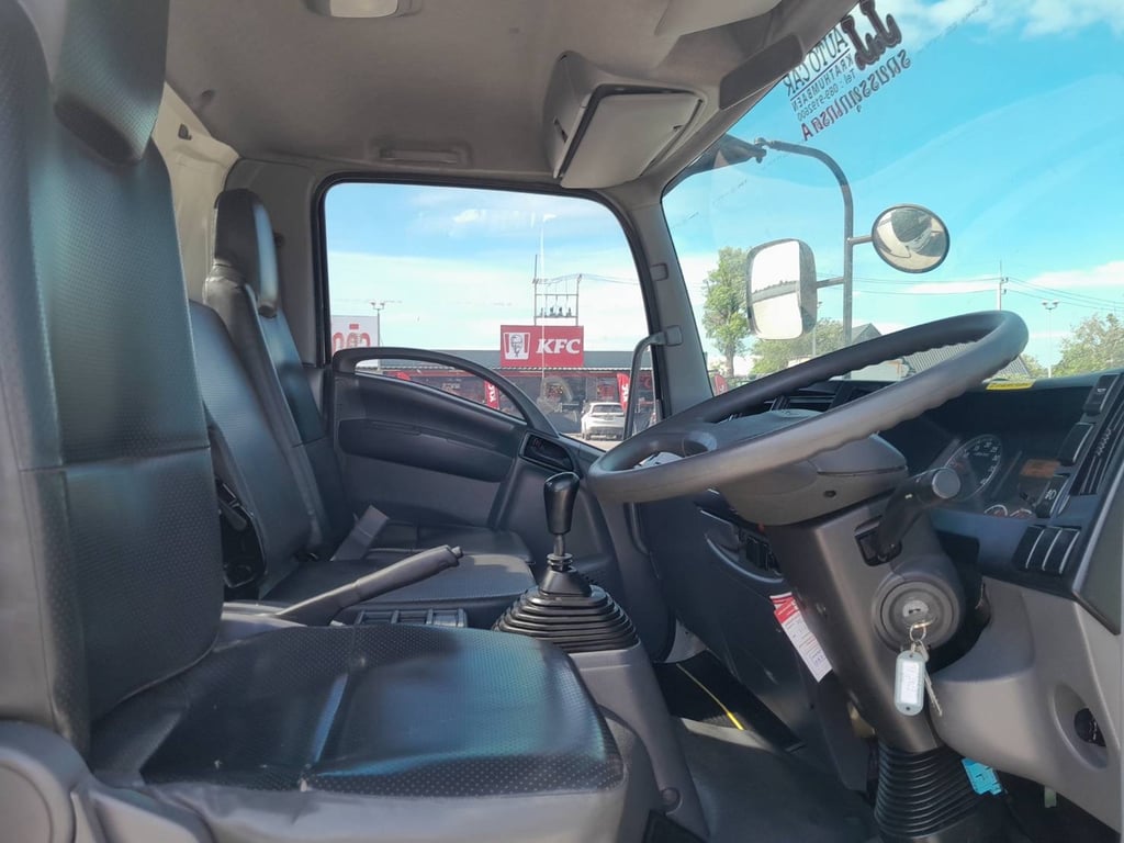 ISUZU FRR 190 แรง ติดเครน UNIC 3 ตัน 3 ปลอก ดั้มยาวใน 4.40 เมตร   กเลขไมล์ 30,573 กิโลเมตร จดทะเบียนปี2566 ราคา 1,490,000 บาท
