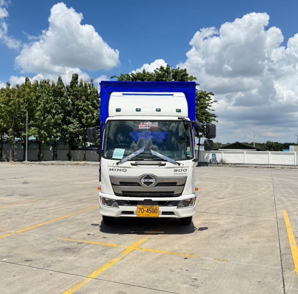 HINO FC9J 210 เเรง  เลขไมล์ 66,767 กิโลเมตรตู้เเห้ง 10 บาน  ยาวใน 5.53 