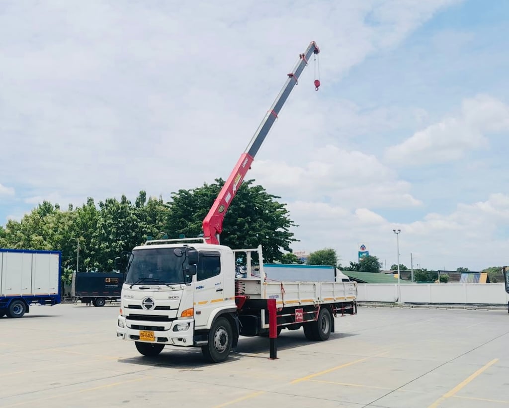 HINO FG8J 240 ติดเครน UNIC 5 ตัน 5 ปลอก กะบะยาว6.90 เมตร ไฟเดย์ไล้ตัวเเอล เลขไมล์ 22,938 กิโลเมตร จดทะเบียนพฤศจิกายน 2566 ราคา 2,160,000 บาท HINO FG8J 240 ติดเครน UNIC 5 ตัน 5 ปลอก กะบะยาว6.90 เมตร ไฟเดย์ไล้ตัวเเอล เลขไมล์ 22,938 กิโลเมตร จดทะเบียนพฤศจิกายน 2566 ราคา 2,160,000 บาท