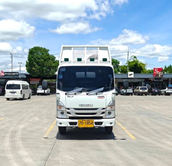 ISUZU NMR 130 เเรง  ดั้ม 3 คิว ไฟหน้าโปรเจ็คเตอร์ เลขไมล์ 46,427 กิโลเมตร  จดทะเบียนปี2566 ราคา 750,000 บาท