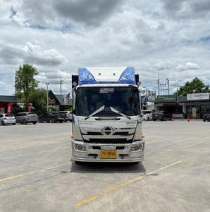 HINO NEW FC9J 210 เเรง กะบะปีเนียมพร้อมคอกพื้นสเเตนเหล็ดยาวใน 6.46 กว้างใน 225 สูงใน 195 เมตร   จดทะเบียนปี 2565  ราคา 1,150,000 บาท