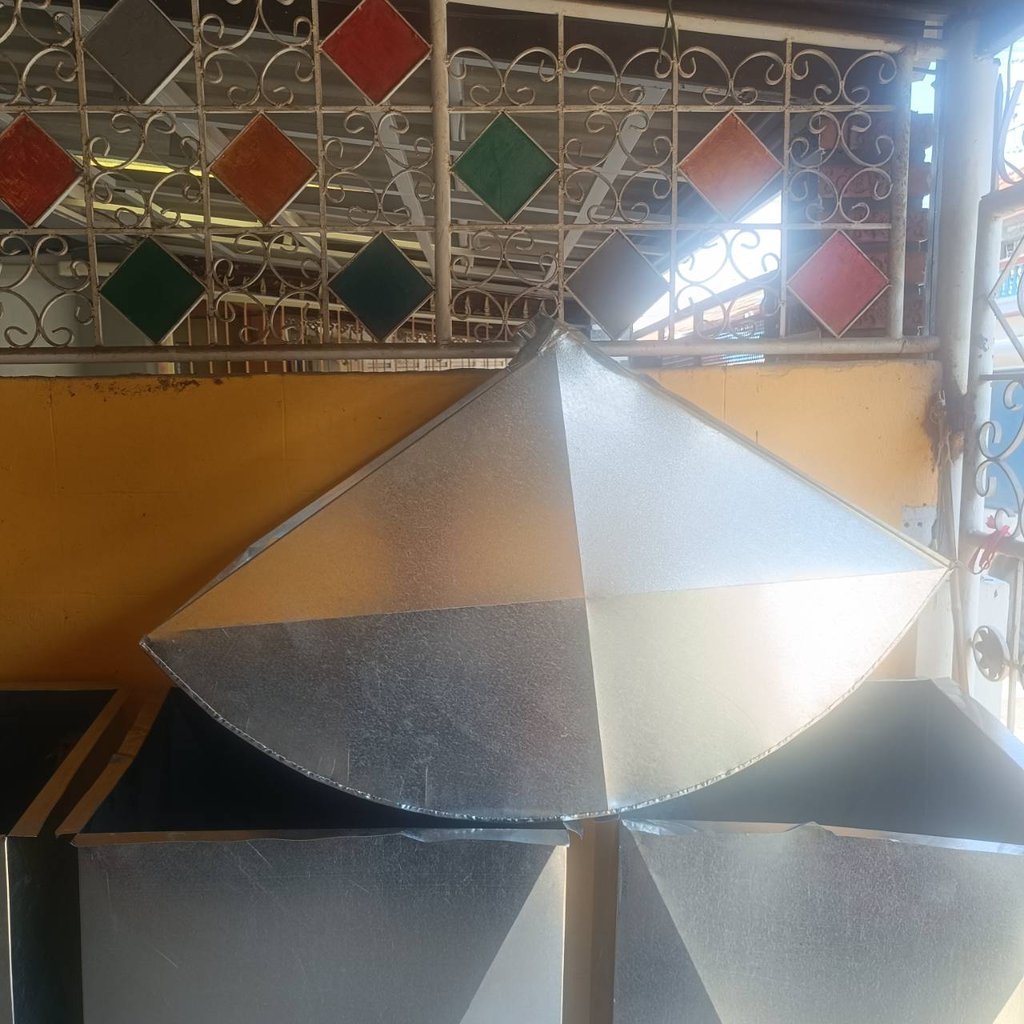 ปล่องดูดอากาศห้องพ่นสีขนาดกว้าง 60 ซม.x 60ซม.x สูง 1.16เมตร