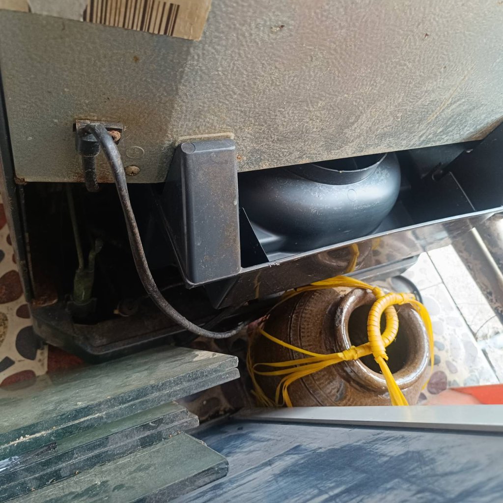 ตู้เย็น Mitsubishi  รุ่น MR1807  6 คิว  ตู้เย็น 1 ประตู 