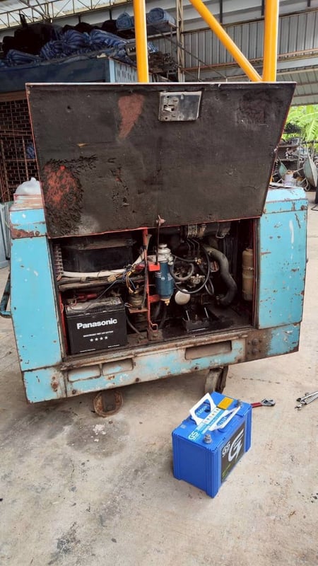 Denyo ขนาด 10 kVA รุ่น BLW-280SS II เครื่องยนต์คูโบต้า 3 สูบ เชื้อเพลิงดีเซล ปั่นไฟได้ 220V. 1 เฟส (ไฟบ้าน) ใช้งานน้อยสำรองไว้ตอนไฟดับ Denyo ขนาด 10 kVA รุ่น BLW-280SS II เครื่องยนต์คูโบต้า 3 สูบ เชื้อเพลิงดีเซล ปั่นไฟได้ 220V. 1 เฟส (ไฟบ้าน) ใช้งานน้อยสำรองไว้ตอนไฟดับ