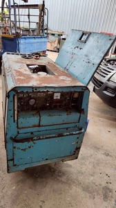 Denyo ขนาด 10 kVA รุ่น BLW-280SS II เครื่องยนต์คูโบต้า 3 สูบ เชื้อเพลิงดีเซล ปั่นไฟได้ 220V. 1 เฟส (ไฟบ้าน) ใช้งานน้อยสำรองไว้ตอนไฟดับ Denyo ขนาด 10 kVA รุ่น BLW-280SS II เครื่องยนต์คูโบต้า 3 สูบ เชื้อเพลิงดีเซล ปั่นไฟได้ 220V. 1 เฟส (ไฟบ้าน) ใช้งานน้อยสำรองไว้ตอนไฟดับ