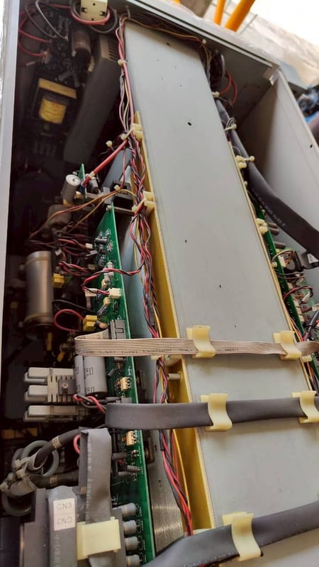 เครื่องสำรองไฟ (UPS) ขนาดใหญ่สำหรับอุตสาหกรรม Linear Mk II (20 kVA) มือสอง อยู่สามโคก ปทุมธานี เครื่องสำรองไฟ (UPS) ขนาดใหญ่สำหรับอุตสาหกรรม Linear Mk II (20 kVA) มือสอง อยู่สามโคก ปทุมธานี