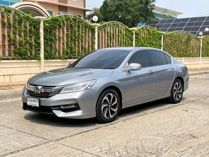 HONDA ACCORD 2.0 EL (MNC) ปี 2018 สภาพนางฟ้า HONDA ACCORD 2.0 EL (MNC) ปี 2018 สภาพนางฟ้า