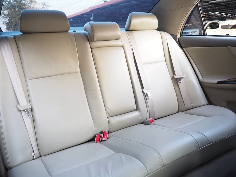 TOYOTA COROLLA ALTIS 2.0 G ปี 2010 สภาพนางฟ้า