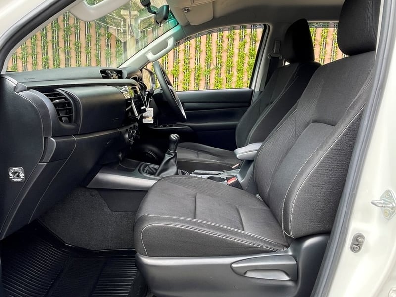 TOYOTA HILUX REVO DOUBLE CAB 2.4 J PLUS PRERUNNER ปี 2019 เกียร์MANUAL สภาพนางฟ้า TOYOTA HILUX REVO DOUBLE CAB 2.4 J PLUS PRERUNNER ปี 2019 เกียร์MANUAL สภาพนางฟ้า