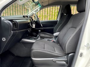 TOYOTA HILUX REVO DOUBLE CAB 2.4 J PLUS PRERUNNER ปี 2019 เกียร์MANUAL สภาพนางฟ้า TOYOTA HILUX REVO DOUBLE CAB 2.4 J PLUS PRERUNNER ปี 2019 เกียร์MANUAL สภาพนางฟ้า