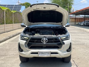 TOYOTA HILUX REVO DOUBLE CAB 2.8 HIGH 4WD ปี 2022 AUTO 4X4 สภาพนางฟ้า