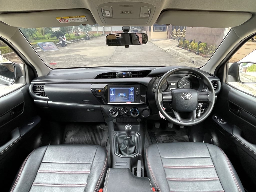 TOYOTA HILUX REVO SMART CAB 2.4 ENTRY Z EDITION ปี 2022 เกียร์Manual สภาพนางฟ้า
