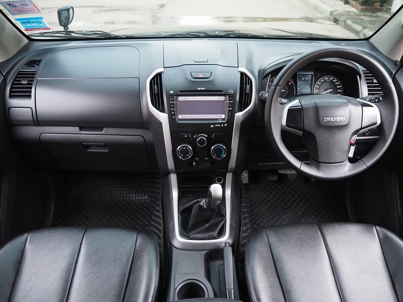 ISUZU D-MAX ALL NEW SPACECAB HI-LANDER 2.5 VGS Z DVD ปี 2012 เกียร์MANUAL สภาพนางฟ้า ISUZU D-MAX ALL NEW SPACECAB HI-LANDER 2.5 VGS Z DVD ปี 2012 เกียร์MANUAL สภาพนางฟ้า