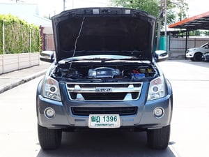 ISUZU D-MAX SPACECAB HI-LANDER 2.5 i-TEQ (NAVI) ปี 2011 เกียร์MANUAL โฉมSUPER TITANIUM i-GENii สภาพนางฟ้า
