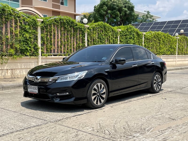 HONDA ACCORD 2.0 HYBRID (MNC) ปี 2017 สภาพนางฟ้า
