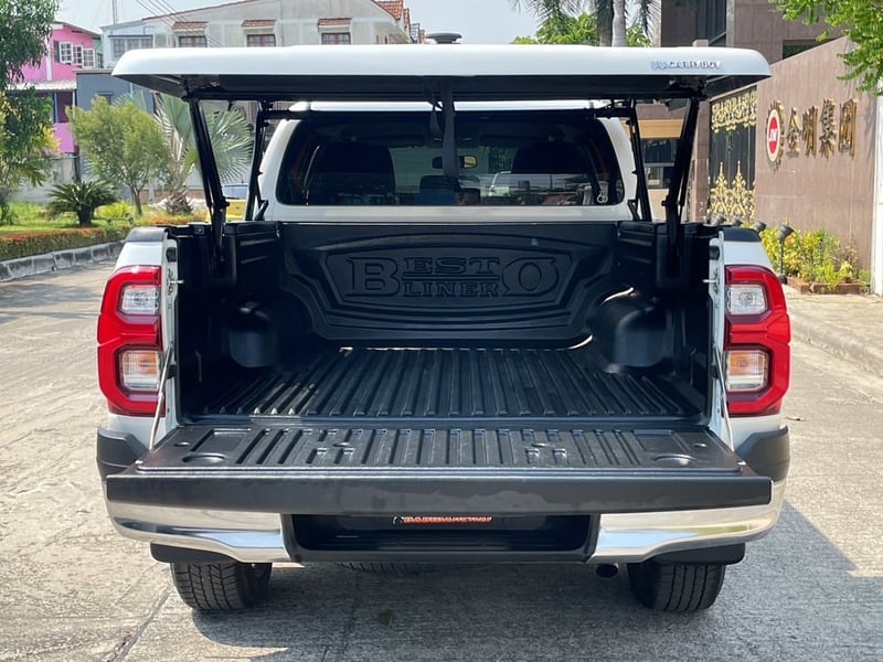 TOYOTA HILUX REVO DOUBLE CAB 2.8 HIGH 4WD ปี 2022 AUTO 4X4 สภาพนางฟ้า